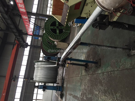 चीन स्ट्रैंडेड कॉपर कंडक्टर शील्डेड इंस्ट्रूमेंट केबल 300V 100 फीट 0.7 मिमी मोटाई आपूर्तिकर्ता